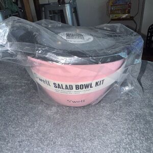 S'well Gray Salad Bowl Lid with Black Rim